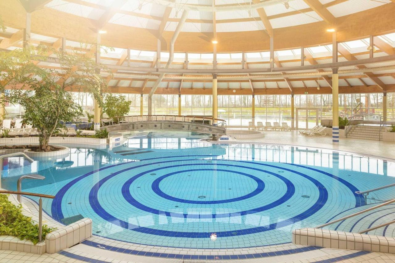 Balkon, Gratis Nutzung Vom Ahoi Erlebnisbad Und Sauna In Sellin - Villa Karola Fewo 09 Goehren  Exterior photo
