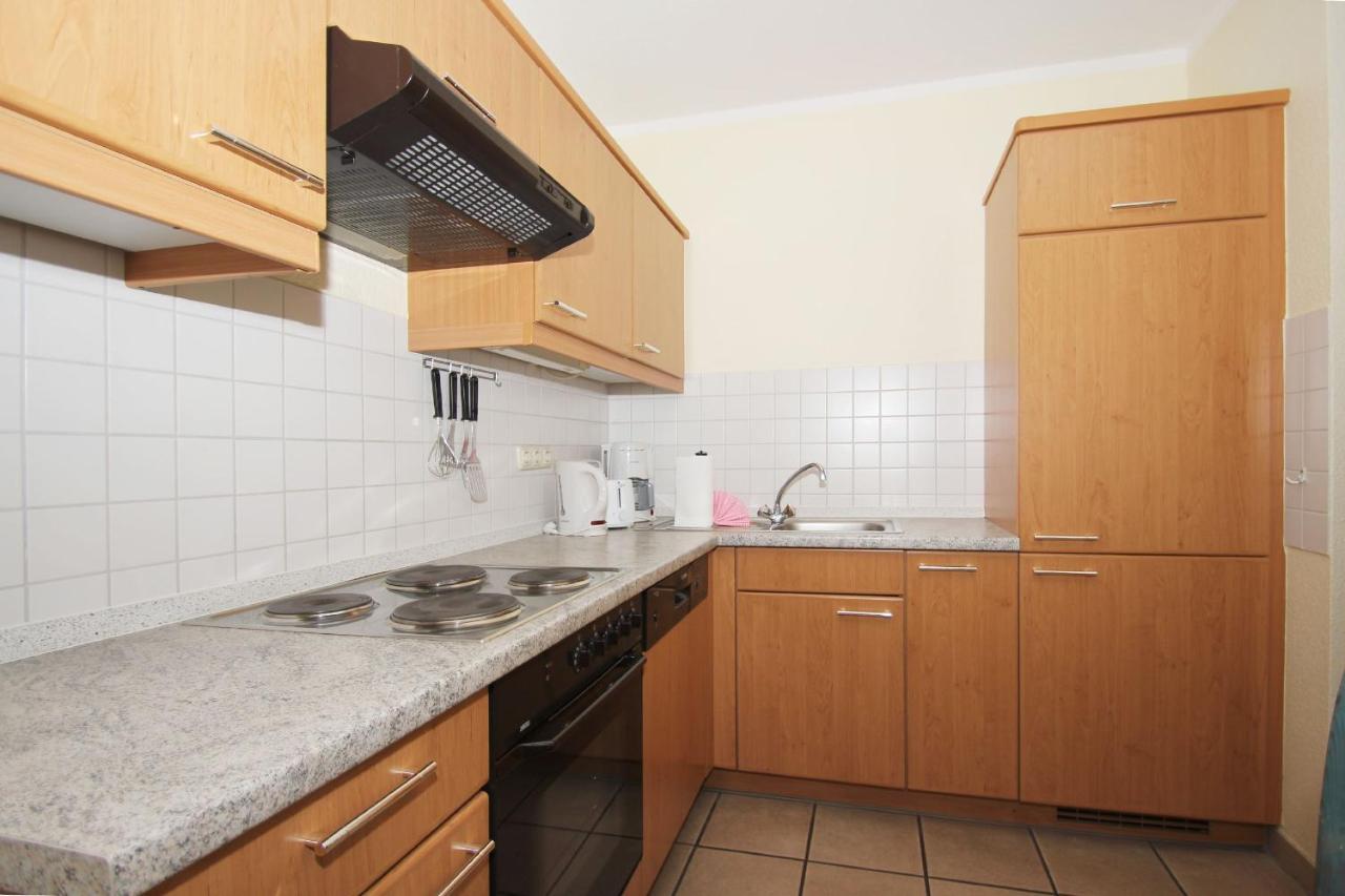 Balkon, Gratis Nutzung Vom Ahoi Erlebnisbad Und Sauna In Sellin - Villa Karola Fewo 09 Goehren  Exterior photo